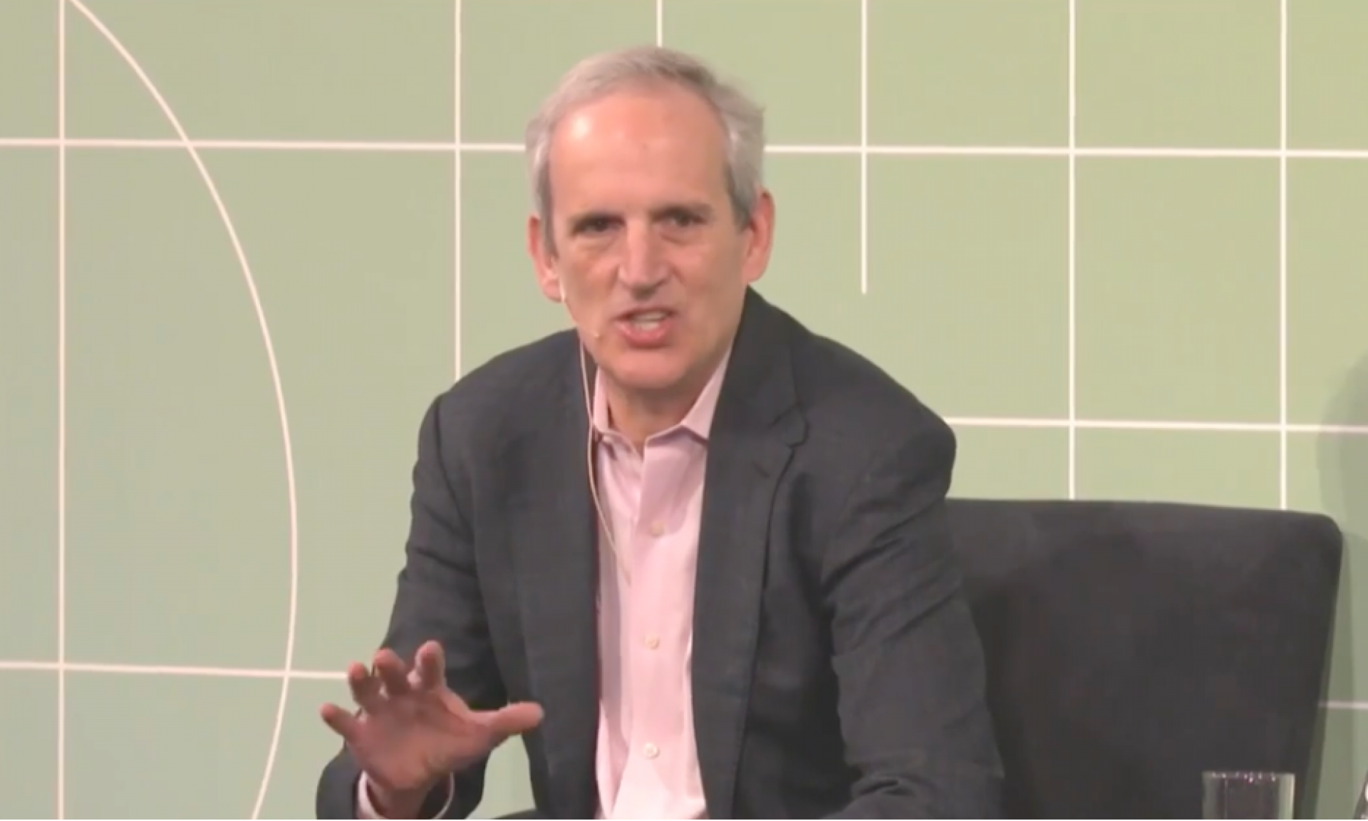 Jacques Gordon presents to 500 at Columbia GSBGoodwin conference MIT